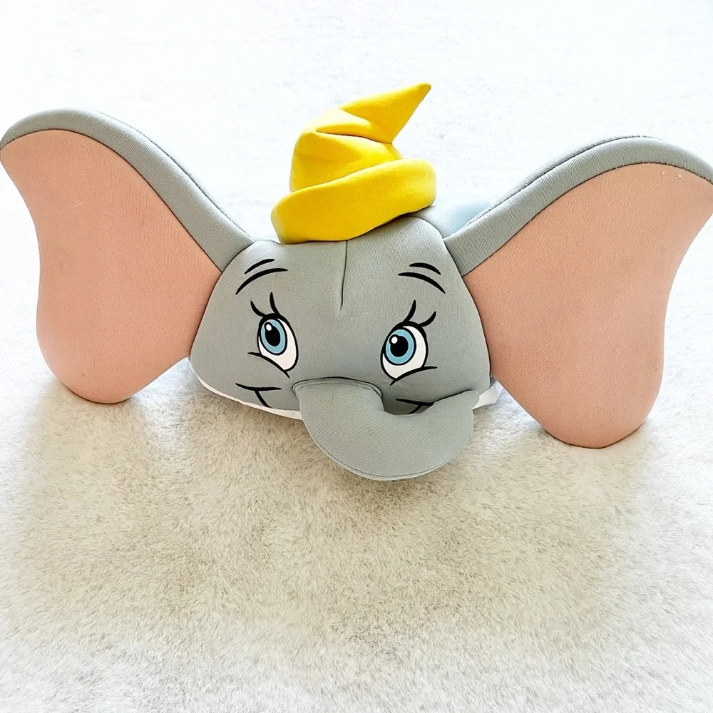 DUMBO YOUTH HAT NWT DISNEY PARKS NOVELTY FUN